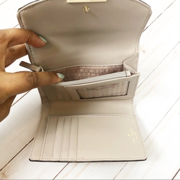 The Kate Spade New York continental wallet is a st - Picture 3 of 6